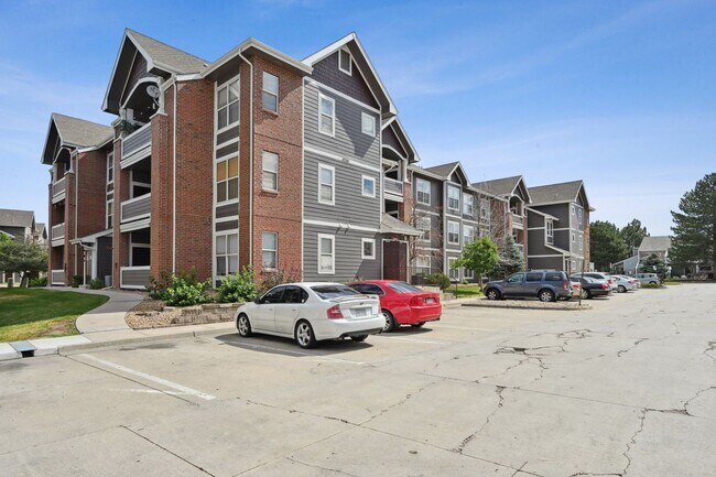 Foto del edificio - 3 Bedroom Condo in Aurora