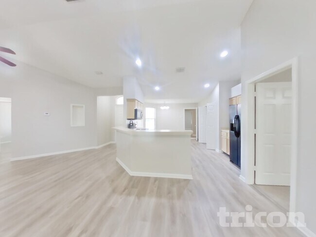 Foto del edificio - 2024 Farm Way