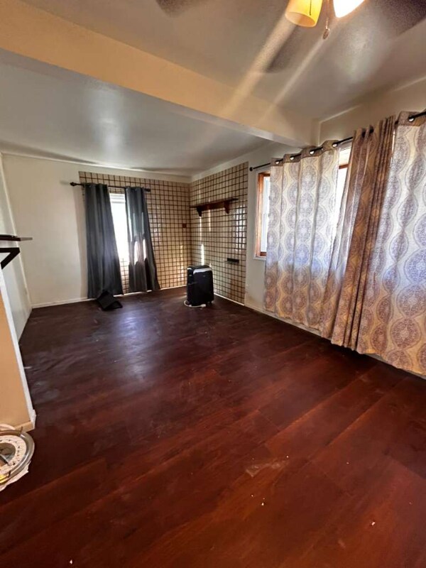 Foto del edificio - 2528 Denmead St