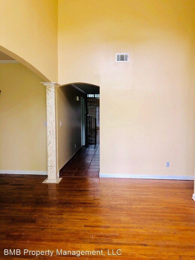 Foto del edificio - 3 br, 2 bath House - 321 Grove Park Drive