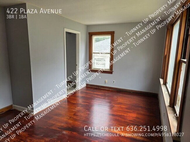 Foto del edificio - 422 Plaza Ave