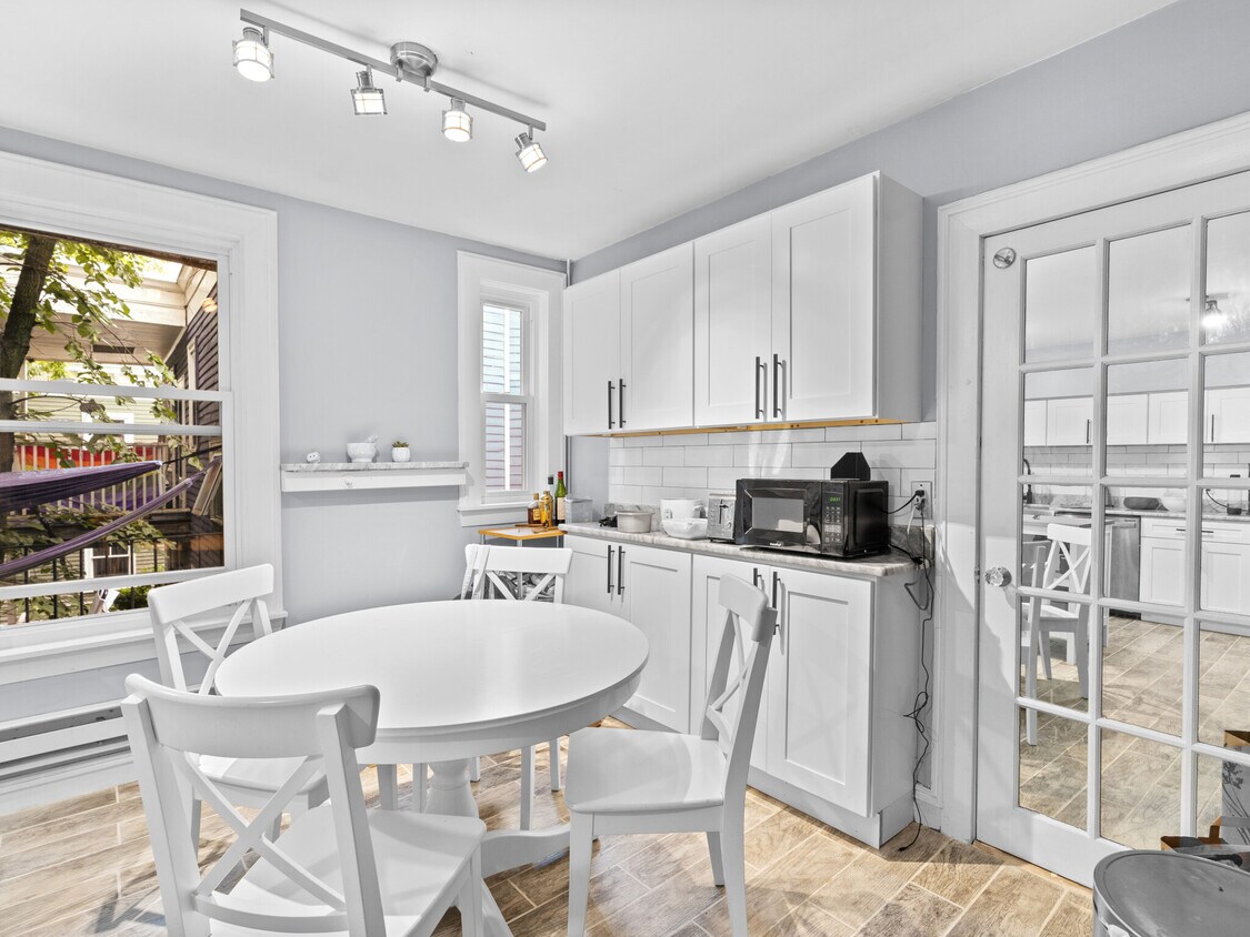 44 William St, Medford, MA 02155 Condo for Rent in Medford, MA