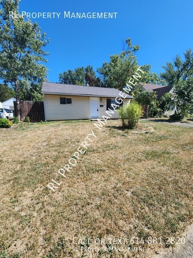 Building Photo - Cozy 2 bedroom 1 bathroom ranch style home...