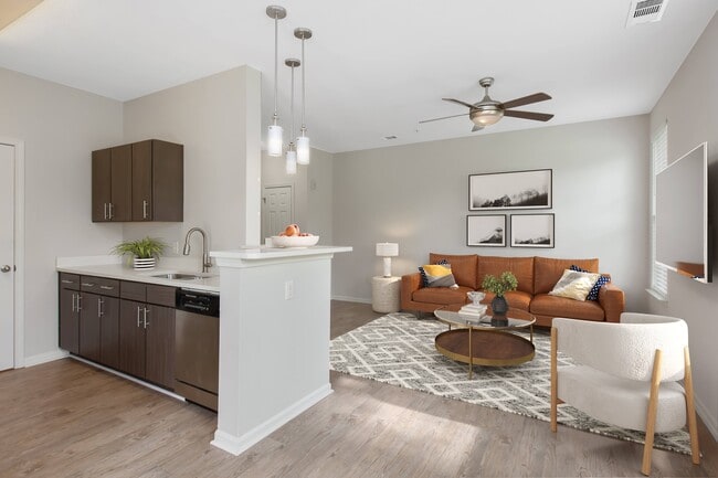 Foto del edificio - Colonnade at Eastern Shore