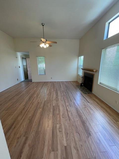 Building Photo - 10213 Las Casitas St NE