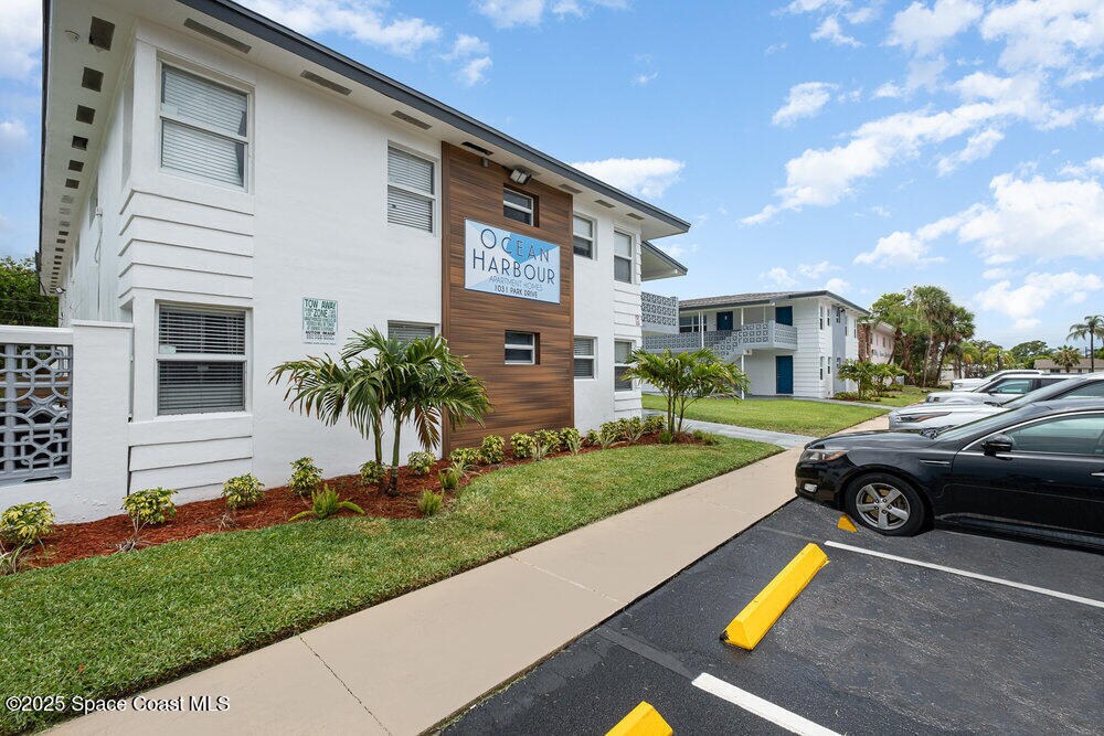 Foto principal - 1031 Park Dr