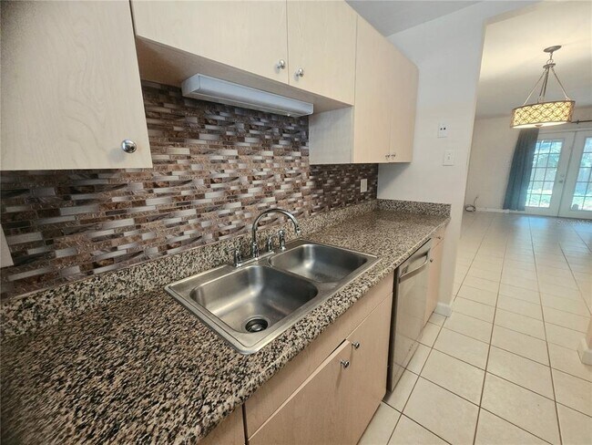 Foto del edificio - 3935 SW 26th Terrace
