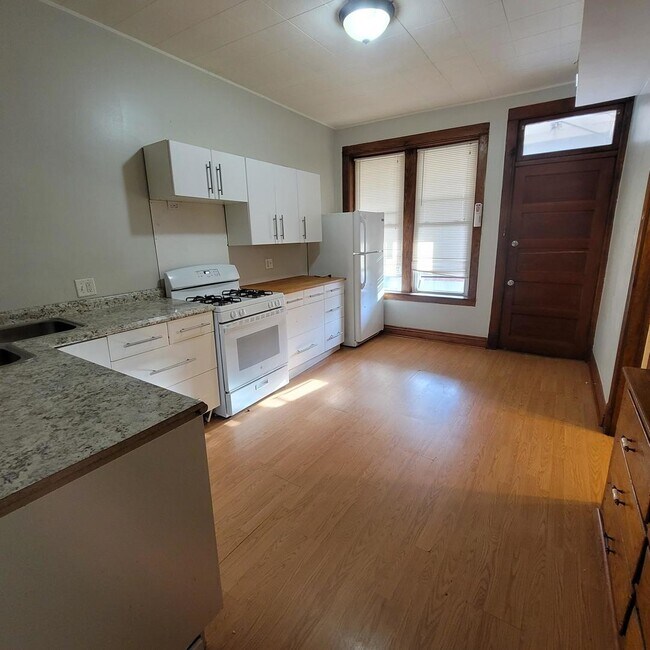 Foto del edificio - 4349 S Talman Ave