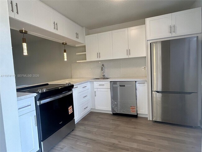 Foto del edificio - 301 Cambridge Rd