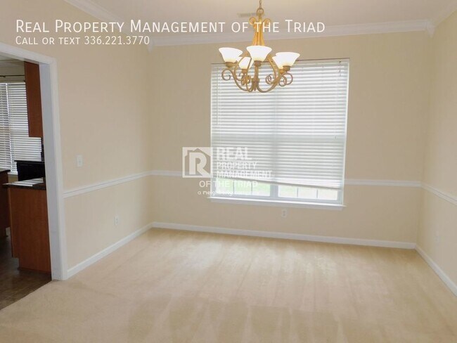 Foto del edificio - *NW High School* Lovely 4BR/2.5BA Home off...