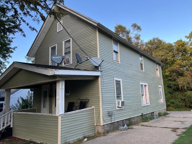 Foto del edificio - 1137 Bluff St