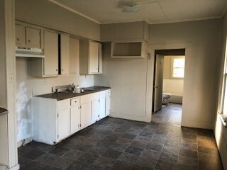 Foto del edificio - 2706 Lee Ave