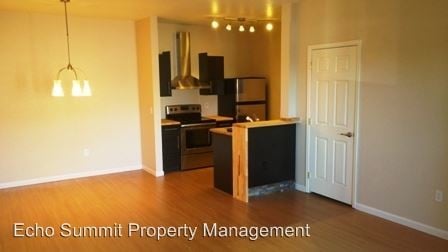 Building Photo - 2 br, 2 bath House - 913 South Zeno Way #101