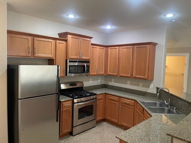 Foto del edificio - 2359 Koho Dr