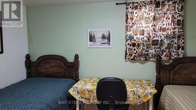 Photo du bâtiment - 103 Glentworth Rd