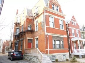 Building Photo - 3207 Vine St