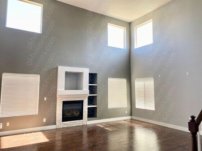 Foto del edificio - 4419 Mt Sneffels St