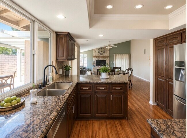 Building Photo - 6132 E Baja Dr