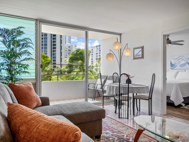 Foto del edificio - 1676 Ala Moana Blvd