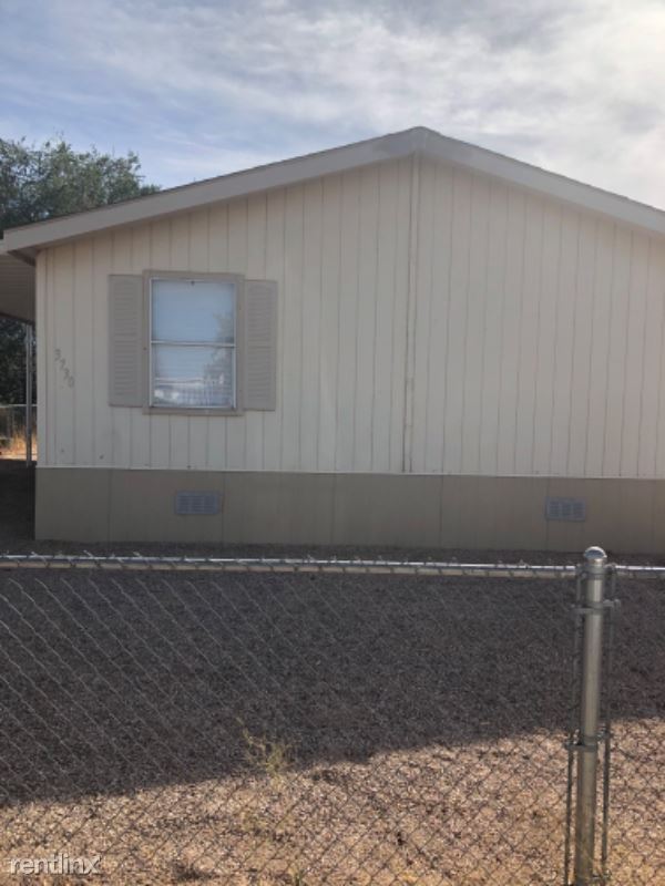 Primary Photo - 3 br, 2 bath Mobile Home - 3730 E Ryan Ave