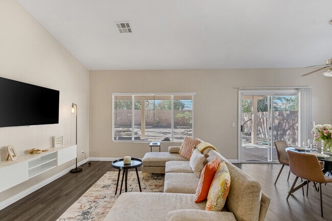 Foto del edificio - 1651 Crystal Downs Ave