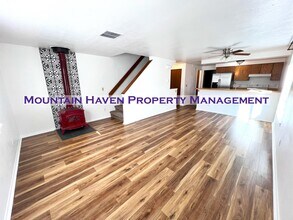 Building Photo - 3316 Riverside Dr