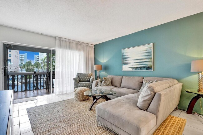 Foto del edificio - 450 Paradise Isle Blvd