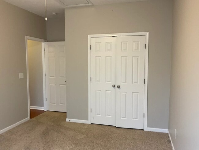 Foto del edificio - 1011 Countess Ln