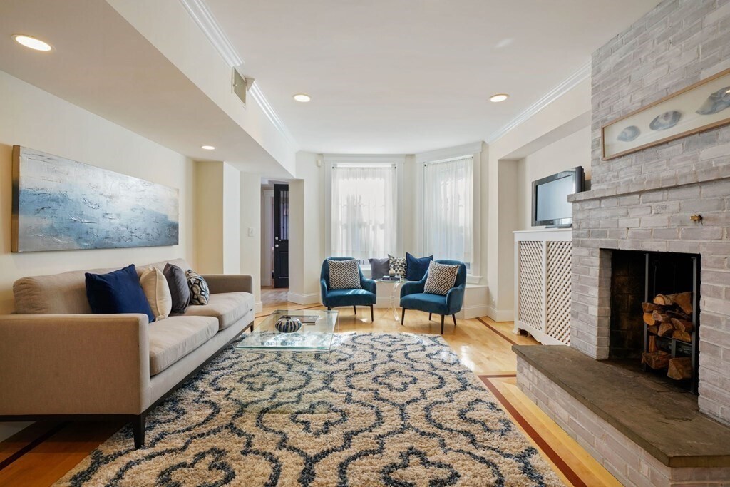 298 Marlborough St Unit 1, Boston, MA 02116 Condo for Rent in Boston