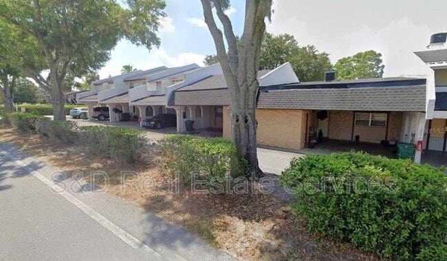 Building Photo - 2251 9th St SE