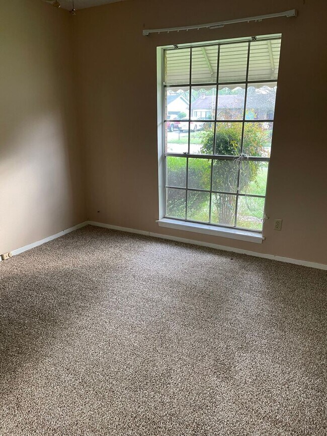 Building Photo - Remodeled Bossier 4 Bedroom Home