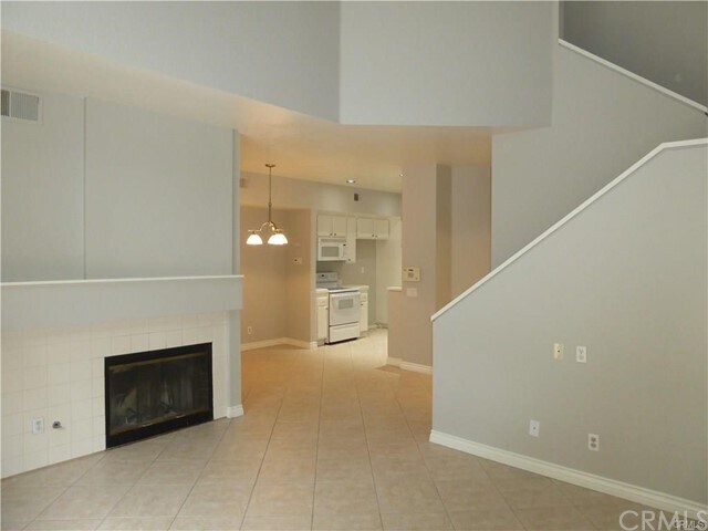 Primary Photo - 9 Coral Ridge