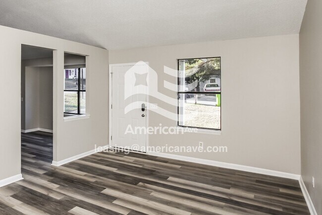 Building Photo - 244 Jadetree Dr