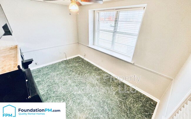 Foto del edificio - 5073 Whitworth Rd