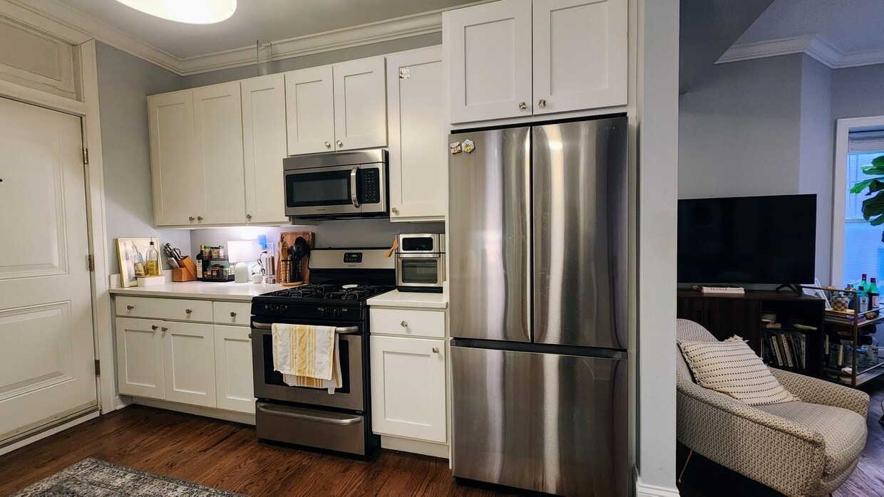 Gorgeous 2 bedroom in Lakeview - Gorgeous 2 bedroom in Lakeview