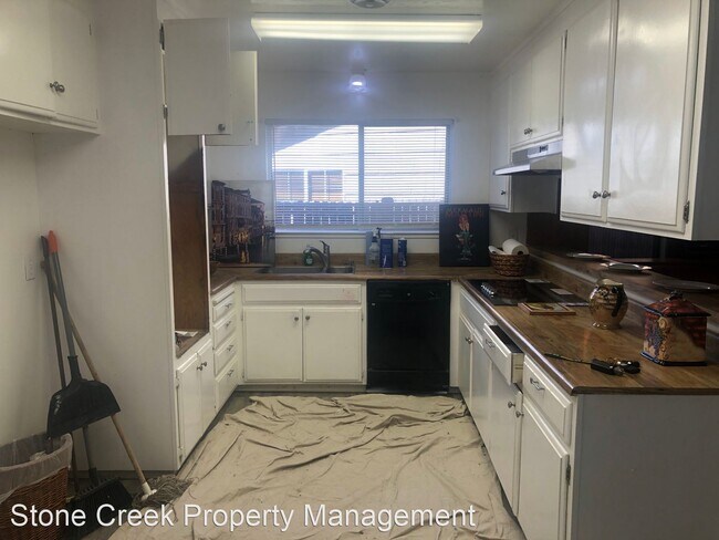 Building Photo - 4 br, 2 bath House - 2413 Aramon Dr.