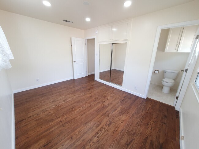 Foto del edificio - 5507 Norton St