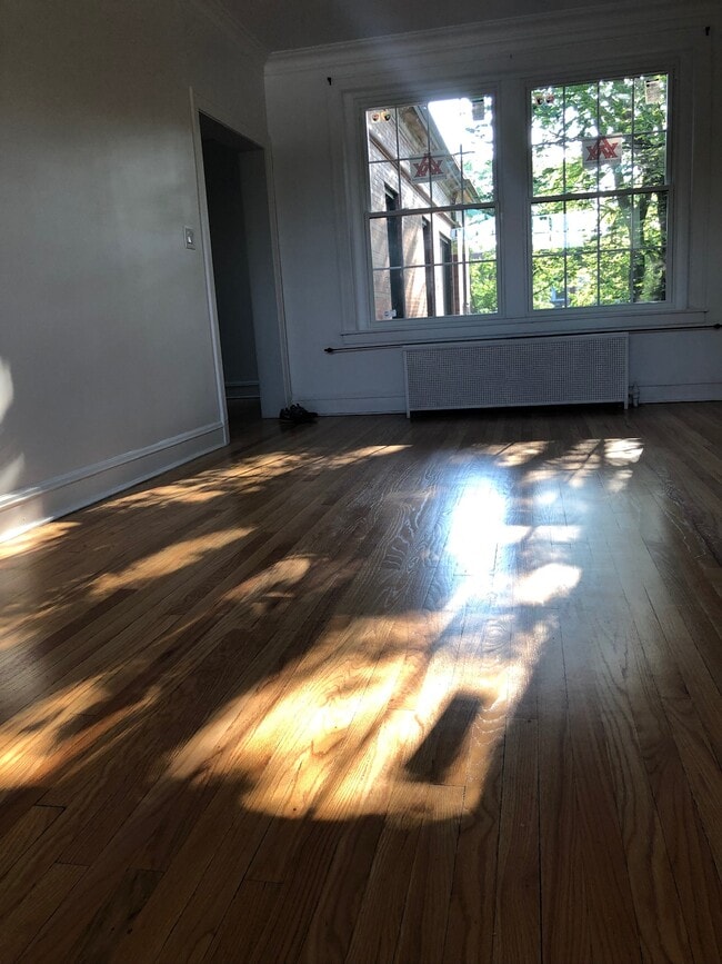 Building Photo - 5525 S Blackstone Ave