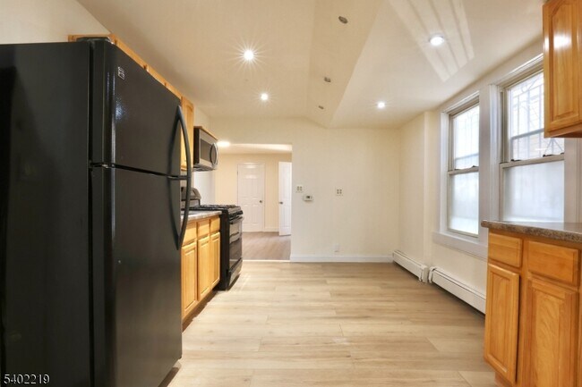 Foto del edificio - 859 Lafayette St