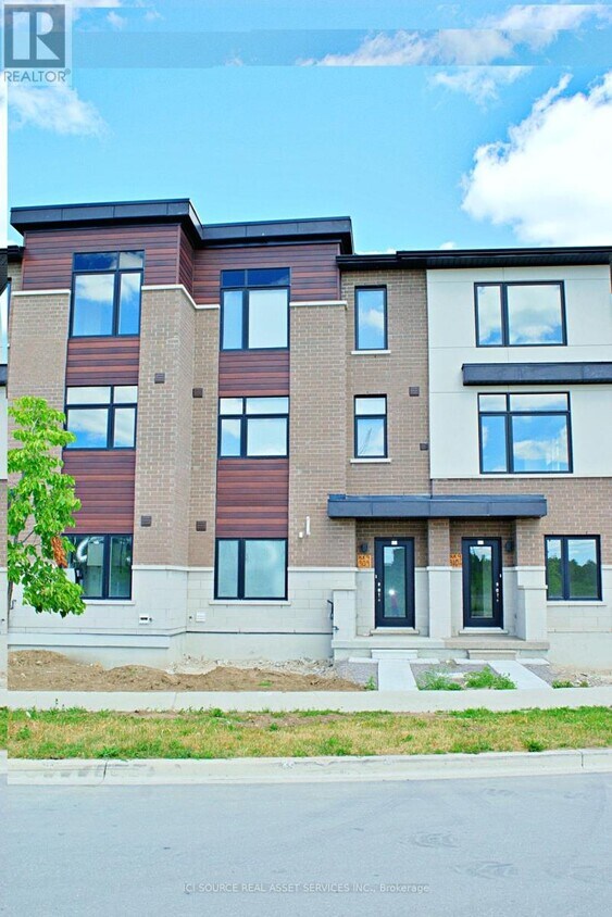 Primary Photo - 1695-1695 Dersan St