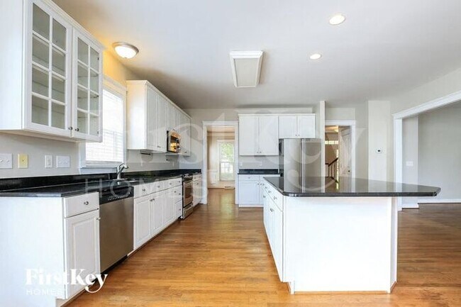 Building Photo - 144 Water Oak Dr