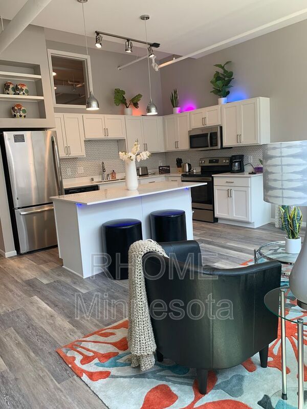 Foto del edificio - 133 E 7th St