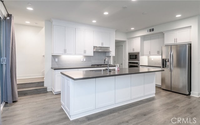 Building Photo - 144 Allusion