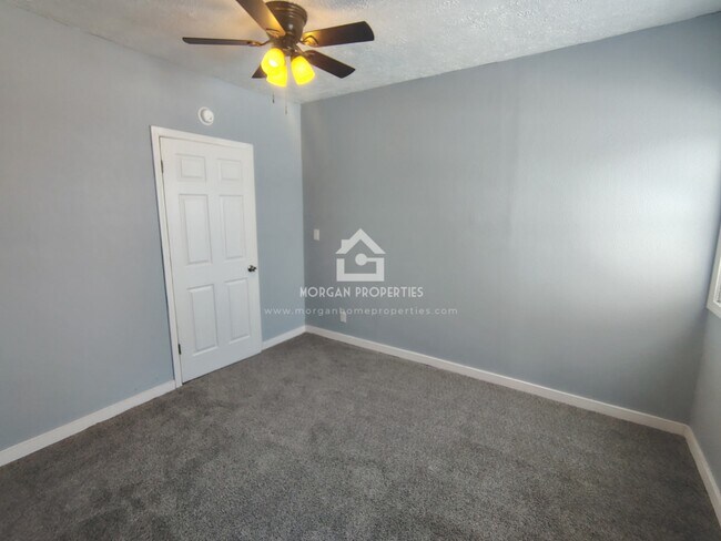 Foto del edificio - 1001 W 1st St