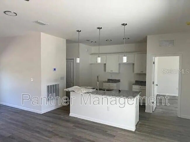 Building Photo - 20241 Lorette Ave