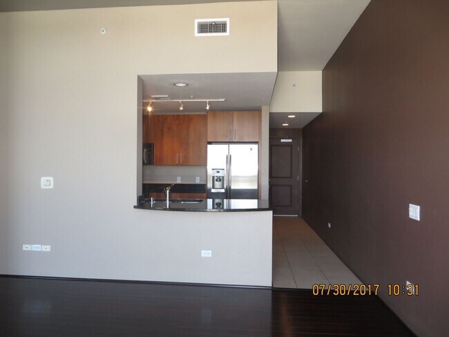 Building Photo - ALLURE CONDO- 37th Floor- VIEWS!!!!