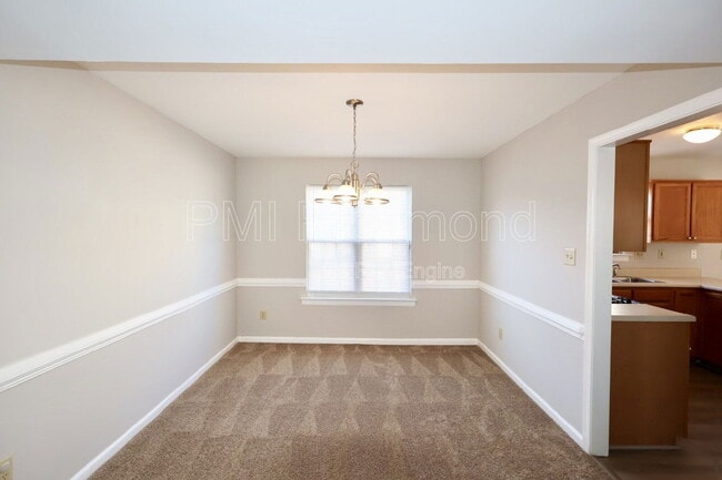 Building Photo - 1100 Lorieville Ln