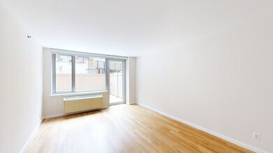 Interior Photo - 21 Chelsea