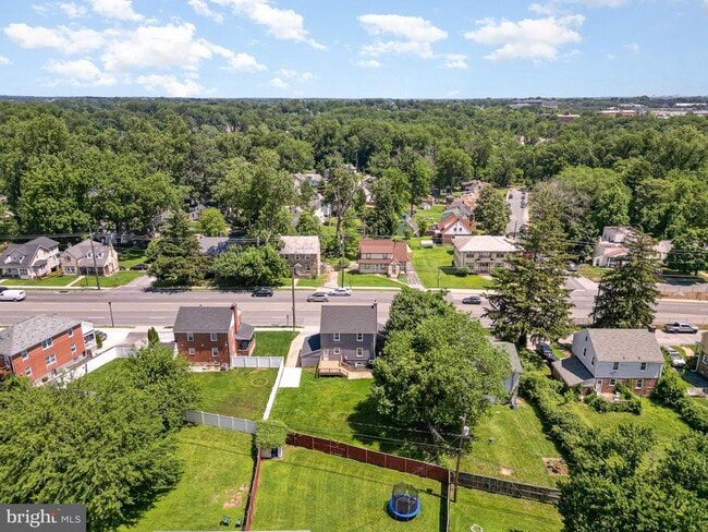 Building Photo - 6301 Liberty Rd