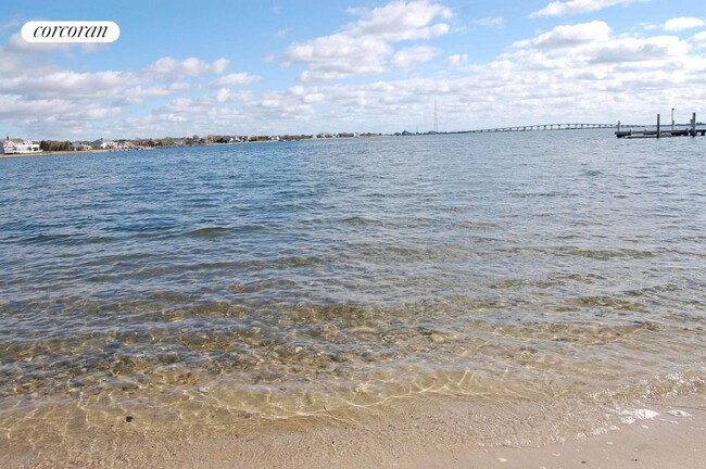 Foto del edificio - 16 Hampton Harbor Rd